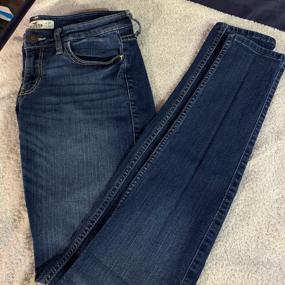 Hollister dark wash skinny leg jeans